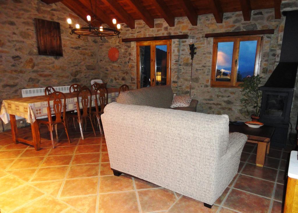 La Cabanya De Cal Forn De Serrat Landhaus *
